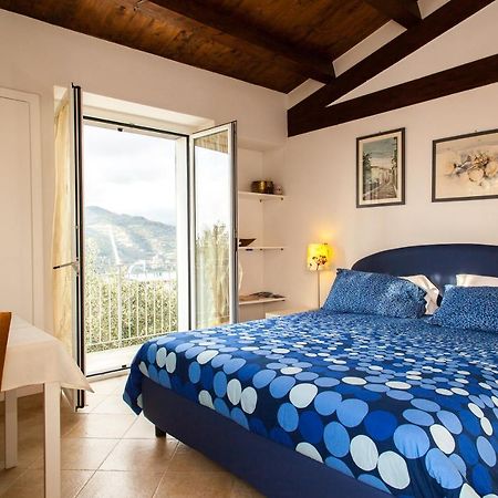 Agri Bed - L'Affittacamere In Collina - Guest Room On The Hill ลาวาญา ภายนอก รูปภาพ
