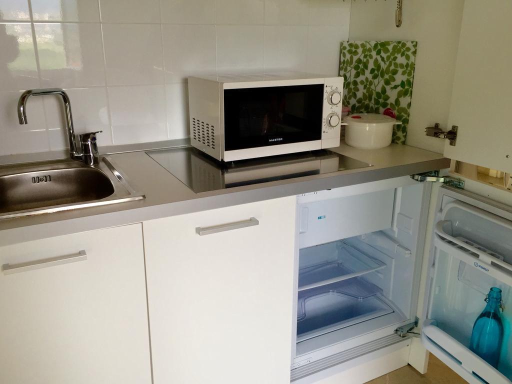 Agri Bed - L'Affittacamere In Collina - Guest Room On The Hill ลาวาญา ภายนอก รูปภาพ