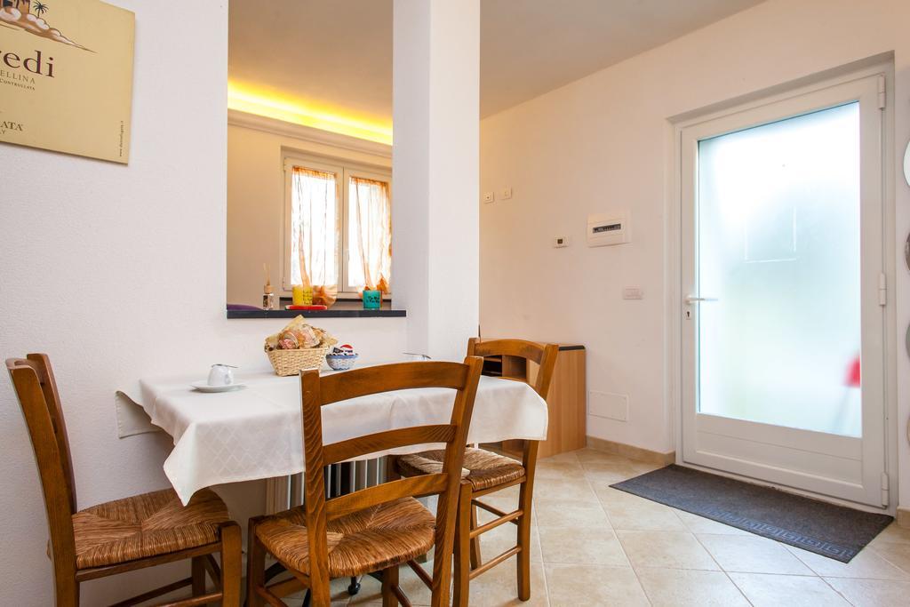 Agri Bed - L'Affittacamere In Collina - Guest Room On The Hill ลาวาญา ภายนอก รูปภาพ